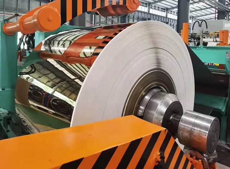 Differences Between Pre-galvanized Pipes And Hot-dip Galvanized Pipes & Their Application Scenarios